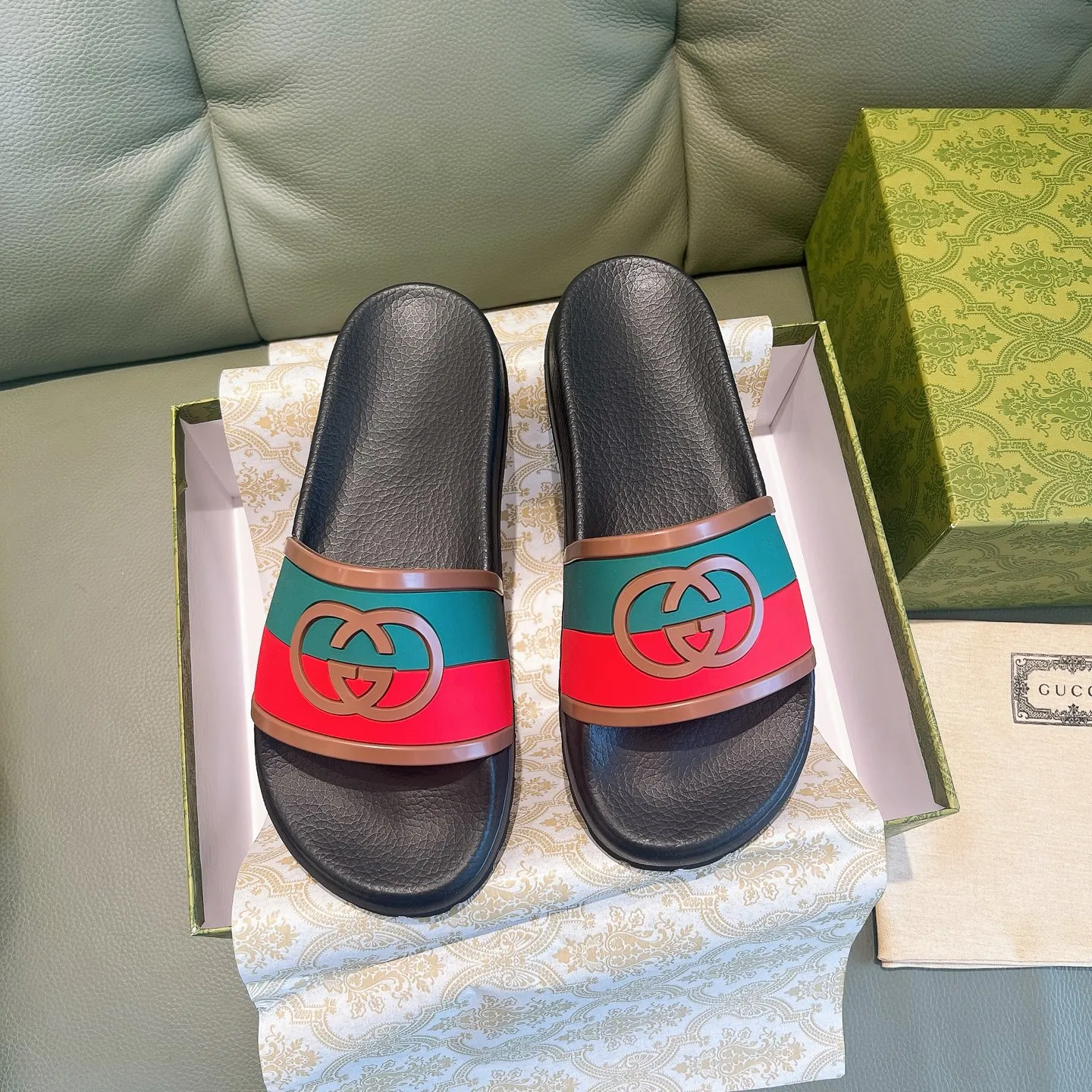 Men's Men's Shoes 130🐮🐮Gucci Gucci Slippers Gucci 2024 latest beach sandals slippers Original molding double G LOGO Original molding consistent Outsole: Men's Men's Shoes u double-layer outsole Size: 35-46